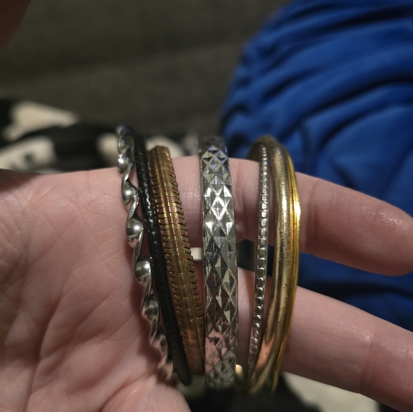 Mixed Bangle Set (7) - Picture 4 of 4